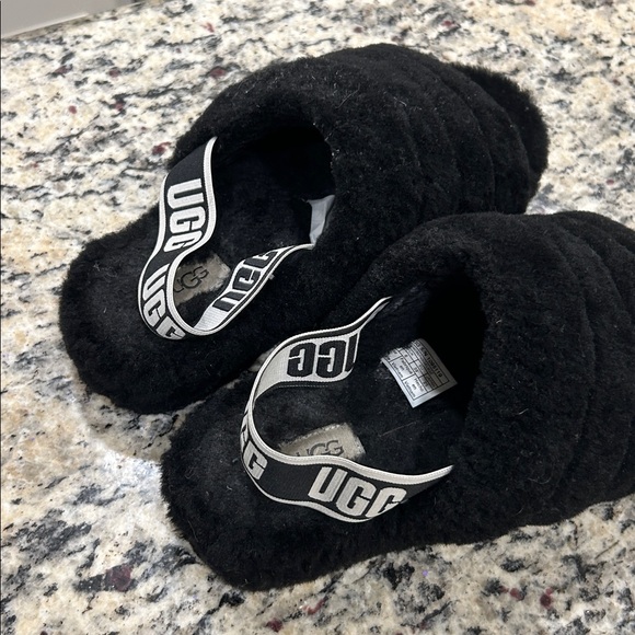 UGG Black Fuzzy Slides - Picture 2 of 4
